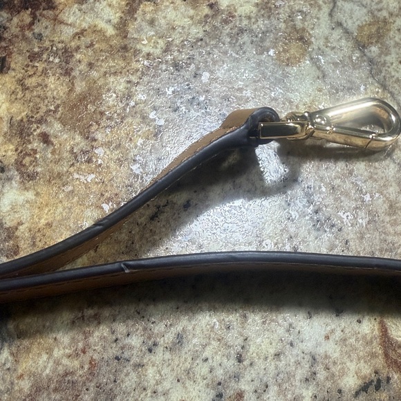 MICHAEL KORS Mott Messenger Crossbody - Picture 10 of 13